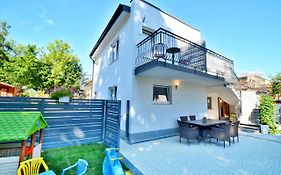 Kameralne pokoje Muszelka 300 m do plaży